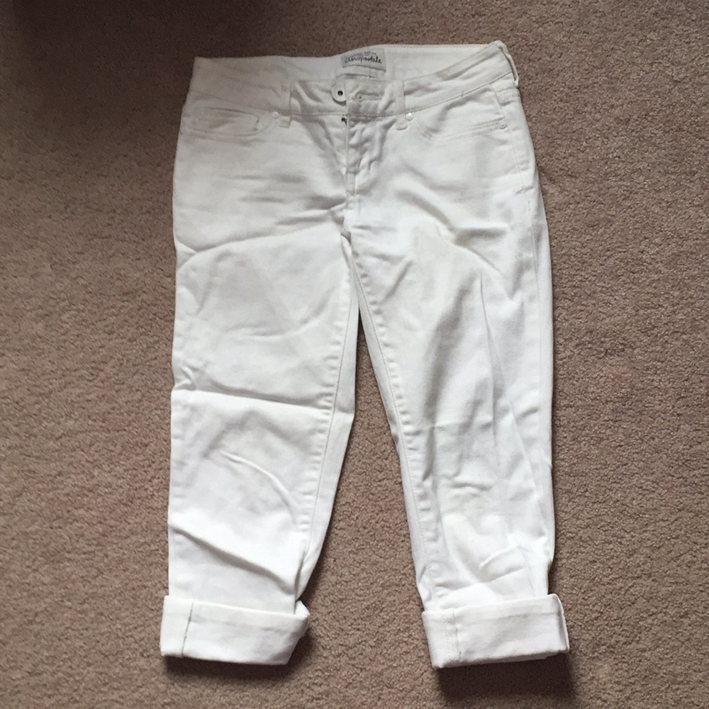 White Jean Capris